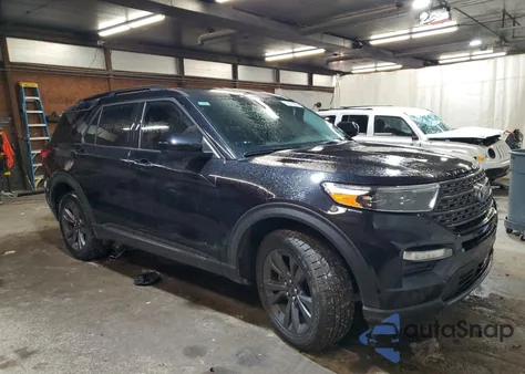 2022 Ford Explorer Xlt z USA, uszkodzony, nr VIN 1FMSK8DH2NGB09622